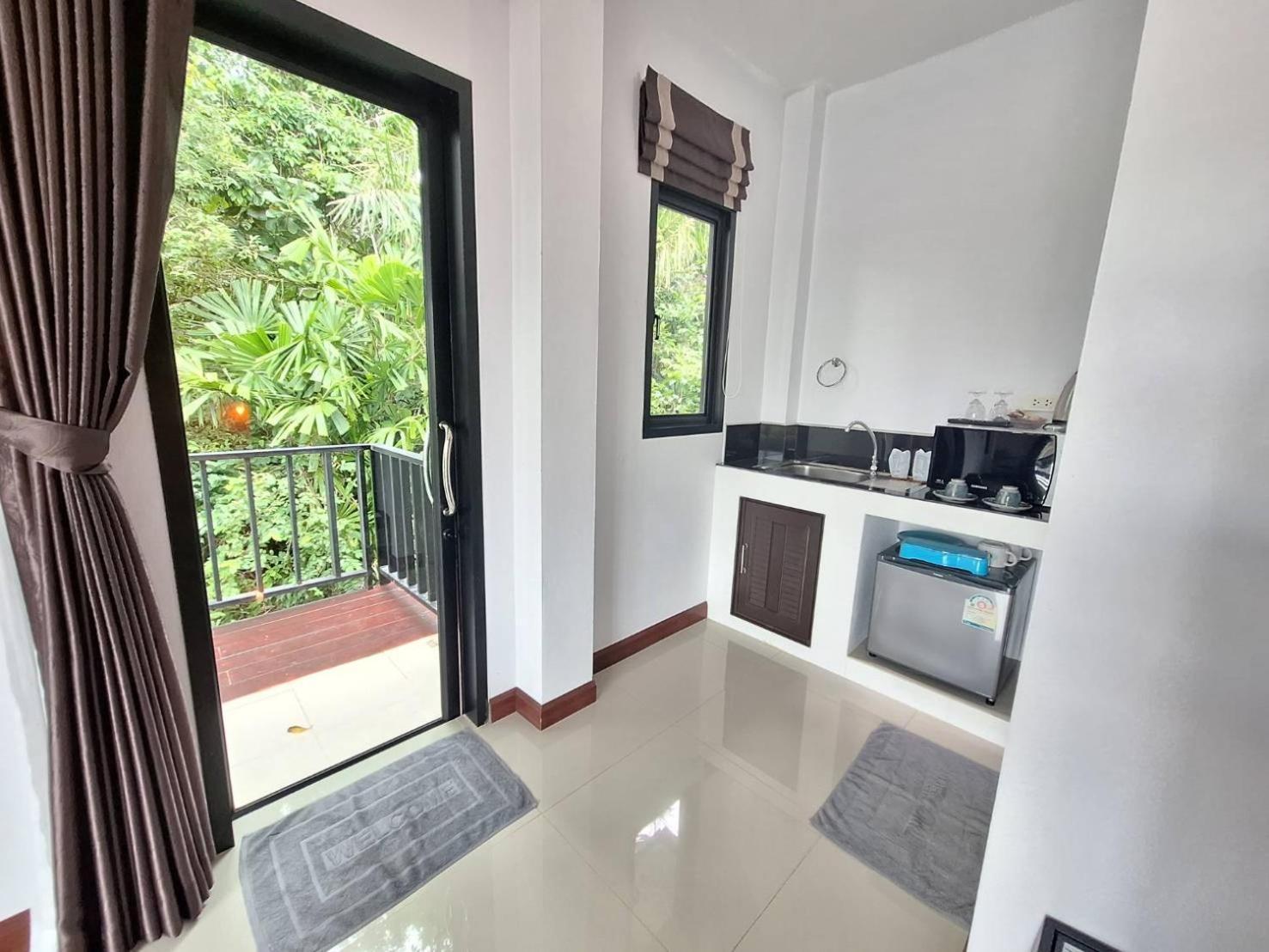 Lanta Noblesse Hotel Koh Lanta Exterior photo